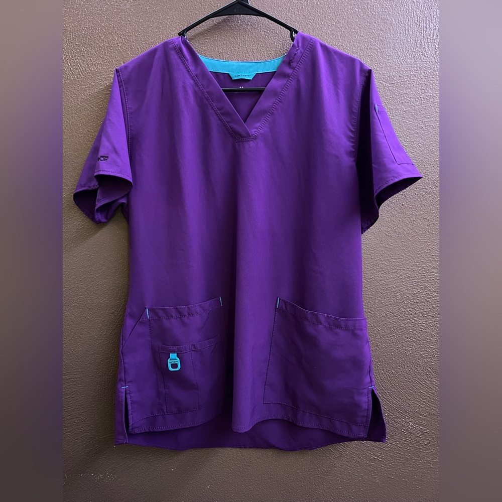 Carhartt scrub top